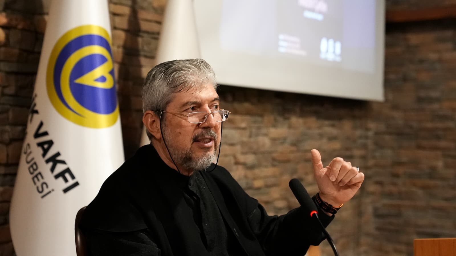 İslam Dünyası Kriz ve İmkan Seminerleri