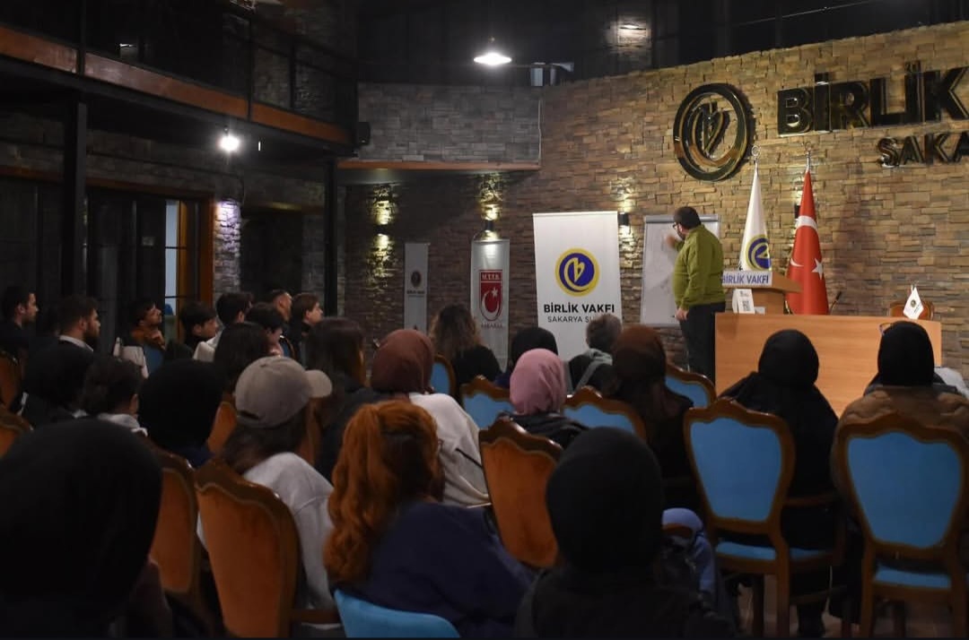 Demokrasi ve Siyasi Katılım